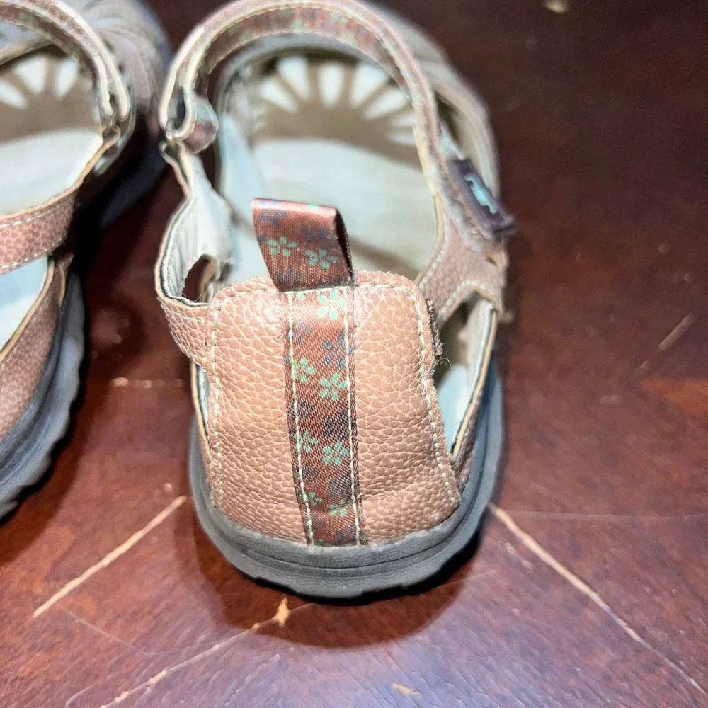 JBU by Jambu Womens Tan Floral Laser Cut Mary Jane Memory Foam Flats Size 9.5W